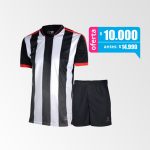 Camiseta de Futbol y Short Modelo Argentina Blanco-Negro-Rojo